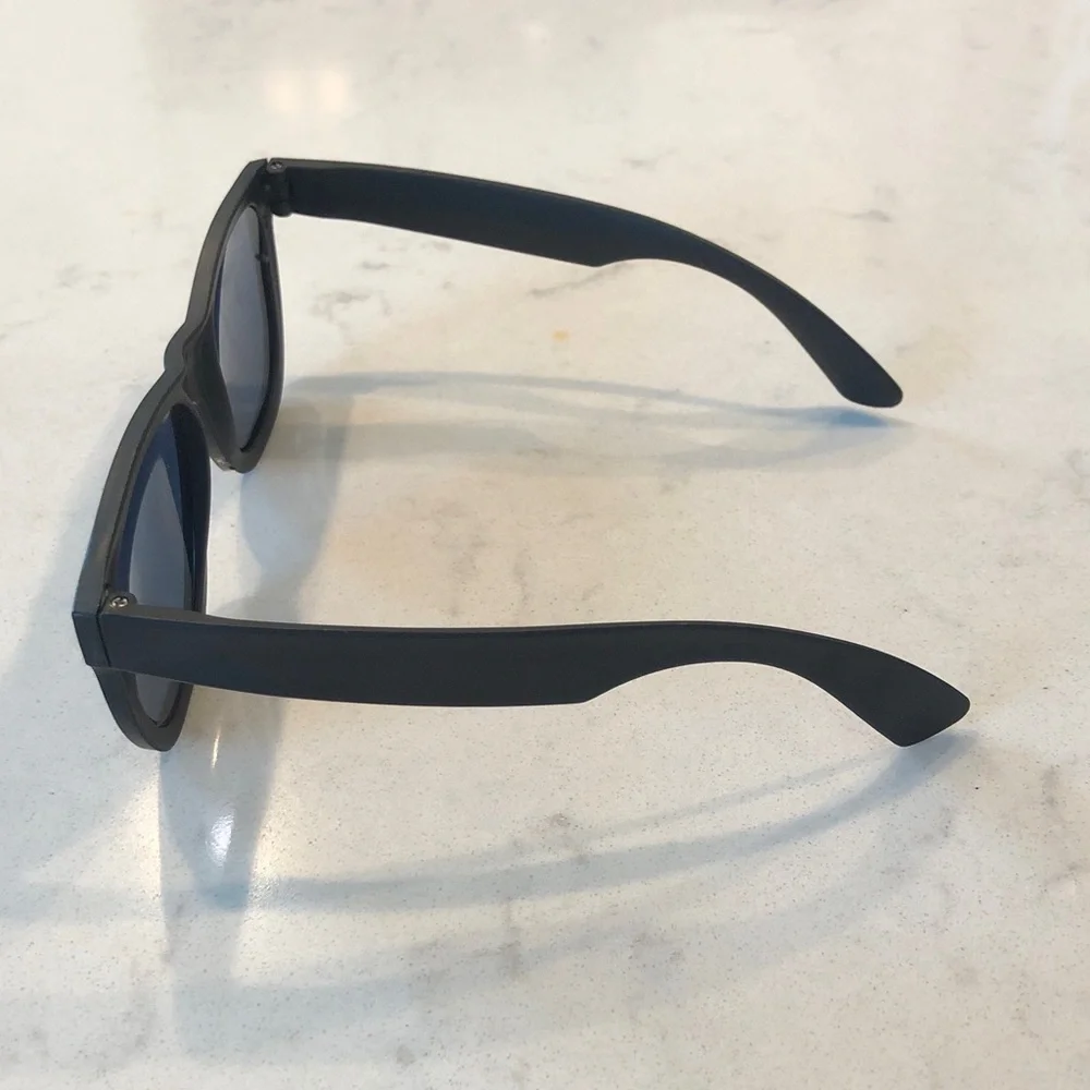 Stylish Black Sunglasses